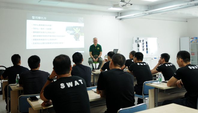 安路中国,苏华龙,广州特警,特种驾驶培训,警用骑行培训