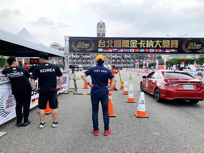飘移,金卡纳,安路,saferoads,Gymkhana,drift,国际金卡纳比赛,飘易驾控