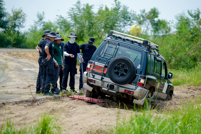 安路,特种驾驶,战术驾驶,侧滑管控,飘易环,侧滑车,EASYDIRFT,SKIDCAR