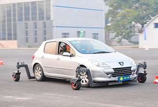 SKIDCAR,模拟侧滑车,安路,防御性驾驶,驾驶培训
