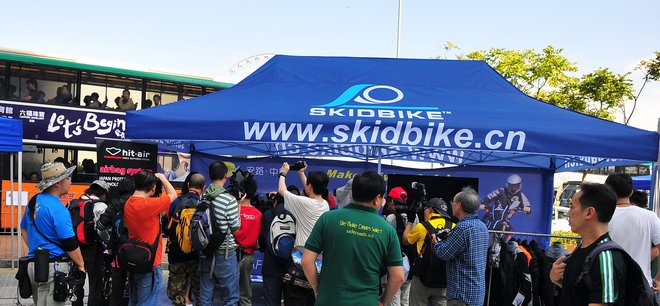 安路,侧滑摩托,skidbike,摩托车培训,黄世钊