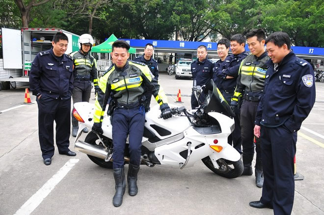 安路,驾驶安全培训,skidbike,警务摩托培训,摩托培训,深圳机动大队