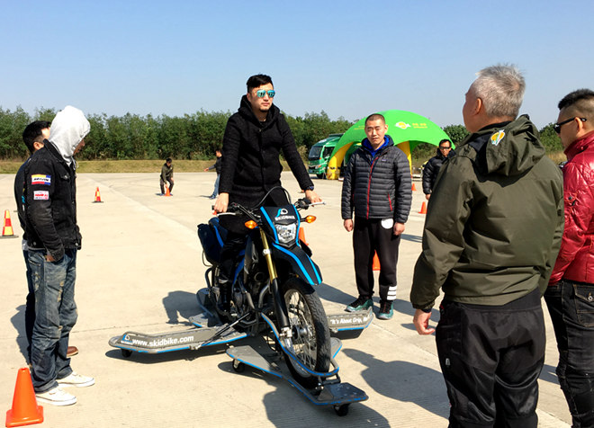 安路,安全骑行,骑行安全,摩托骑行,骑行培训,骑行技能培训