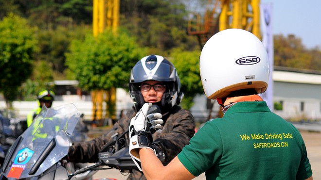 BMW,宝马摩托车,安驾培训,摩托培训,BMW Motorrad,苏华龙,黄世钊