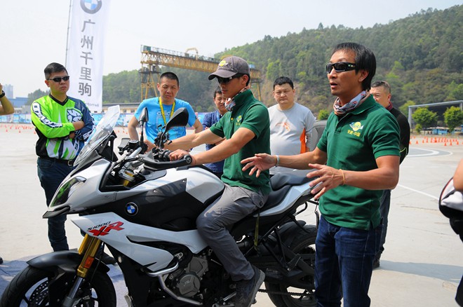 BMW,宝马摩托车,安驾培训,摩托培训,BMW Motorrad,苏华龙,黄世钊