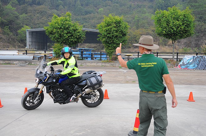 BMW,宝马摩托车,安驾培训,摩托培训,BMW Motorrad,苏华龙,黄世钊