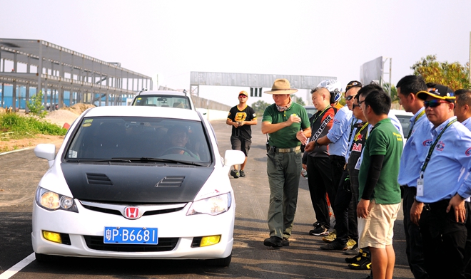 亚洲赛车救援协会,驾驶安全,赛道驾驶,苏华龙,安路