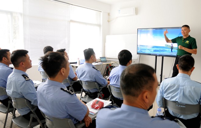 警用骑行培训,安路,苏华龙,安路驾驶培训,战术驾驶培训,特种驾驶培训,驾驶安全,驾驶技能培训
