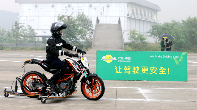 驾驶安全,广州特警,战术驾驶,重型摩托,骑行培训,战术骑行,苏华龙,安路