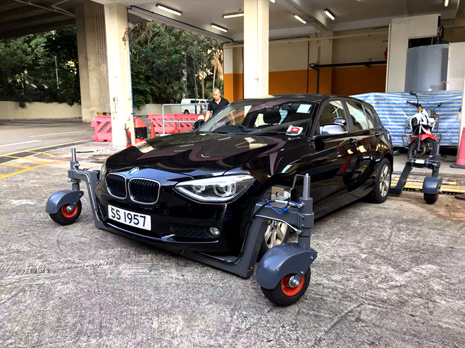 香港驾驶学院,skidcar,BMW,安路,驾驶安全,侧滑管控,苏华龙