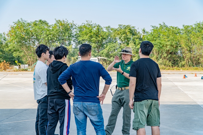 vip安保培训,安保驾驶培训,驾驶安全培训,安路,安路驾驶培训,苏华龙,光头佬何伟航