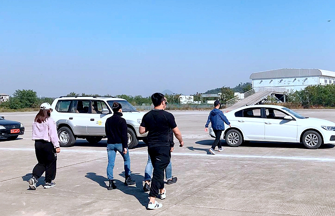 vip安保培训,安保驾驶培训,驾驶安全培训,安路,安路驾驶培训,苏华龙,光头佬何伟航
