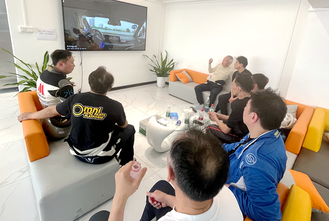 安路,苏华龙,华龙赛车,赛车培训,香港赛车会,珠海赛车场,ZIC