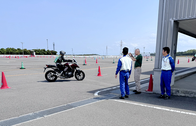 飘移,金卡纳,安路,saferoads,Gymkhana,drift,国际金卡纳比赛,飘易驾控