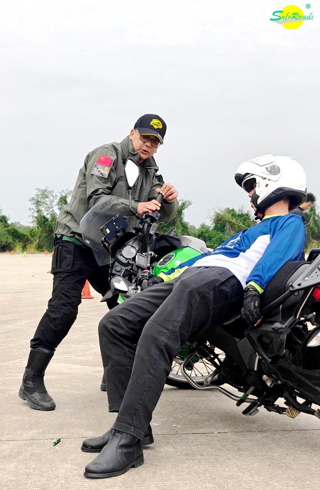 香港运输署,教练员培训,电单车培训,摩托培训,骑行培训