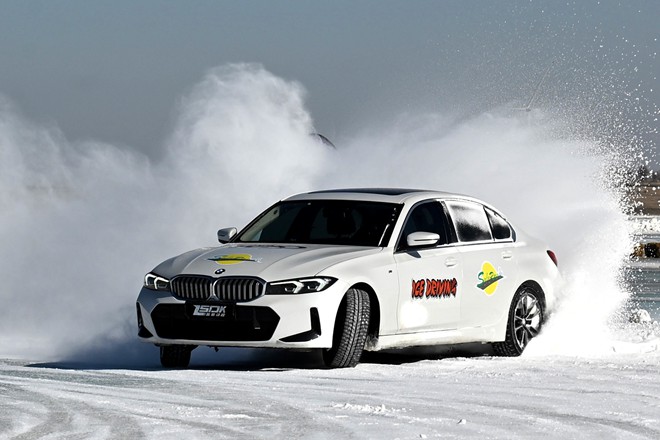 安路,冰雪驾驶,传祺,侧滑管控,飘易环,侧滑车,EASYDIRFT,SKIDCAR