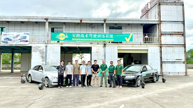 主机厂，教练员培训，底盘调校，安路，saferoads，苏华龙,
							SKIDCAR